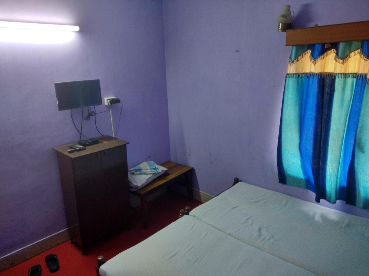 Renu Guest House Колката Екстер'єр фото