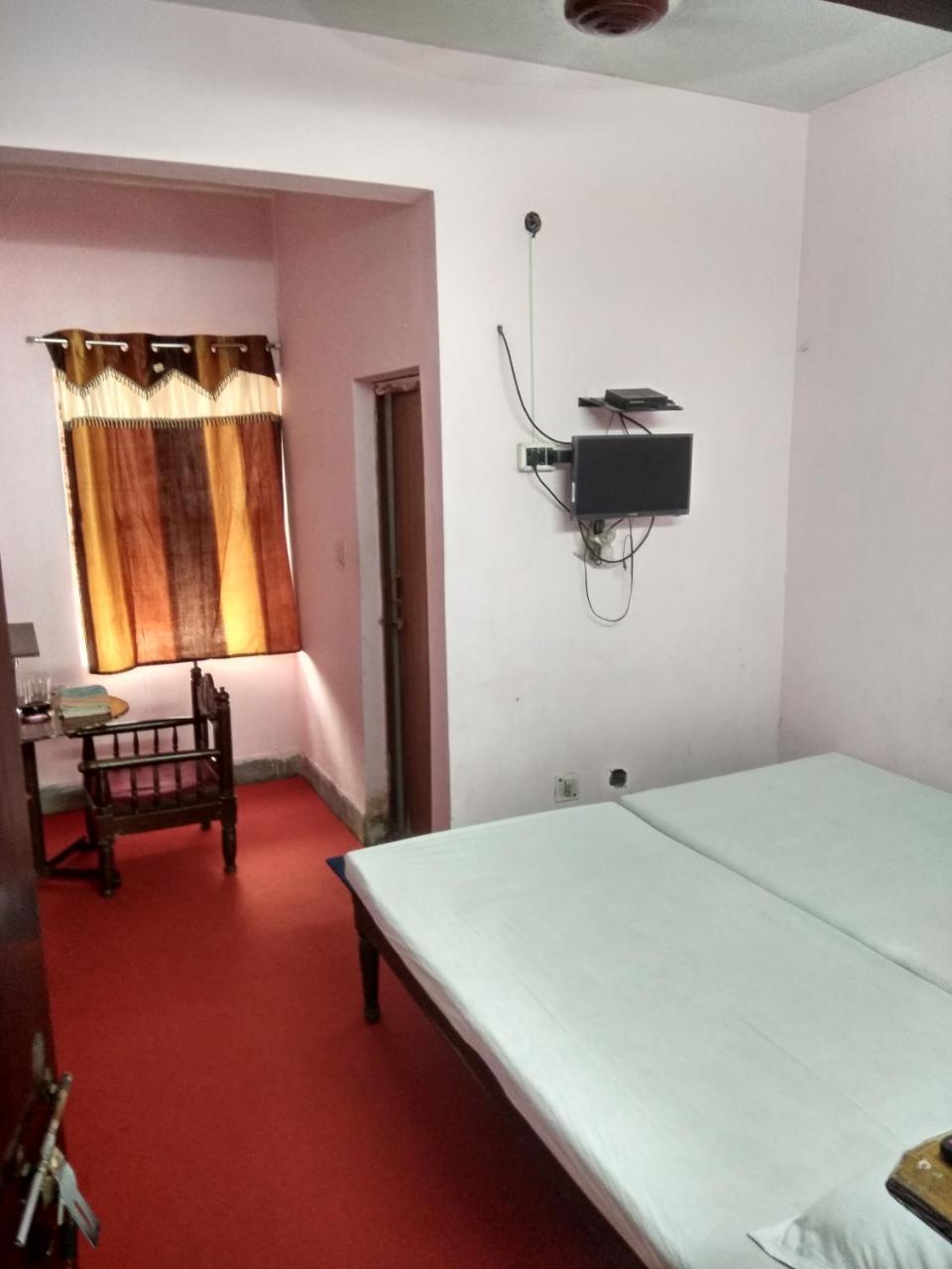 Renu Guest House Колката Екстер'єр фото