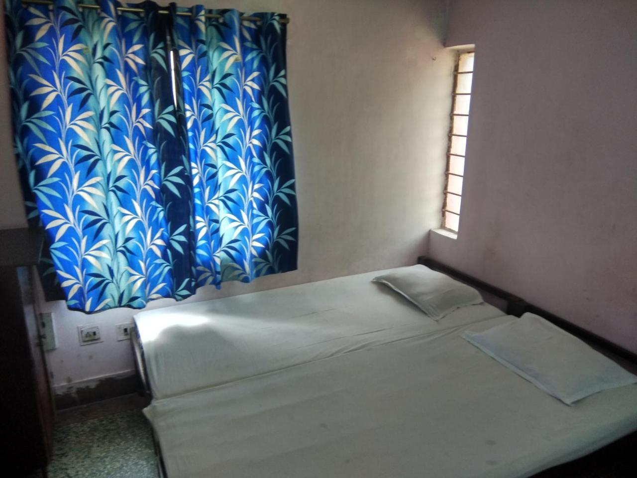 Renu Guest House Колката Екстер'єр фото