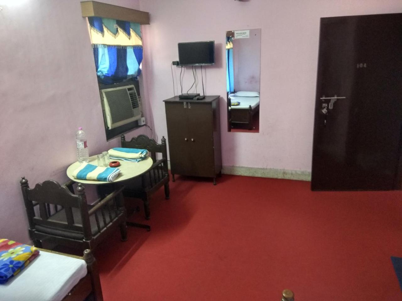 Renu Guest House Колката Екстер'єр фото